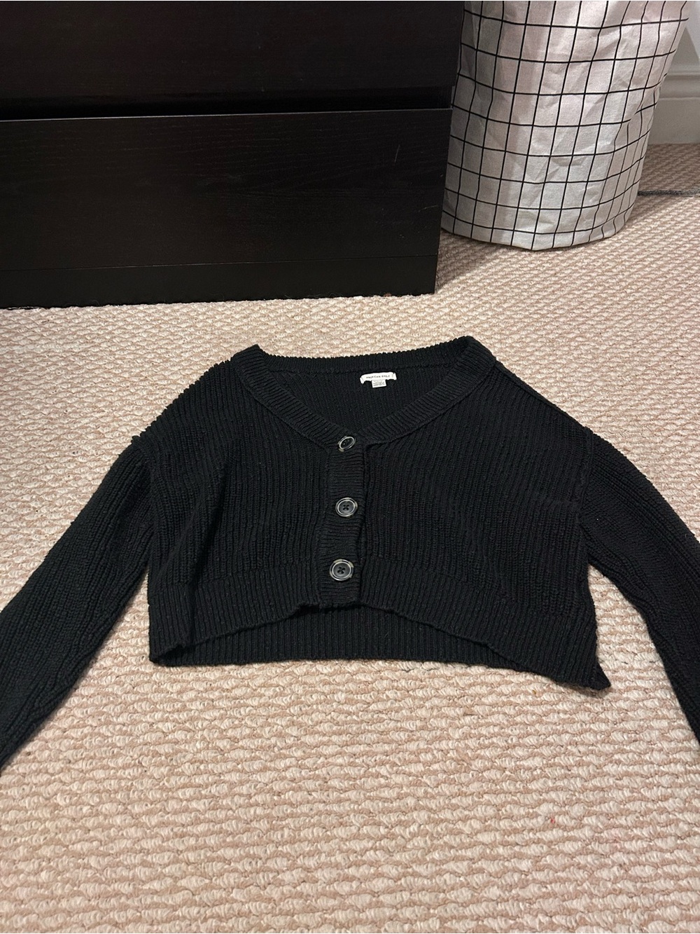 American Eagle Outfitters Black Cropped Button Cardigan